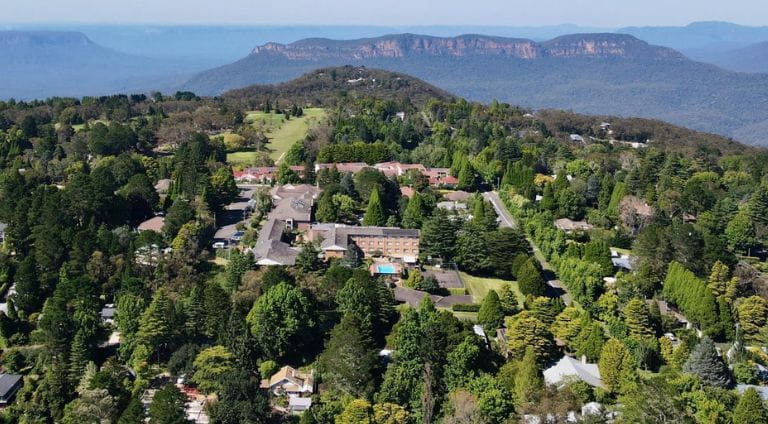 Blue Mountains International Hotel Management School in Leura