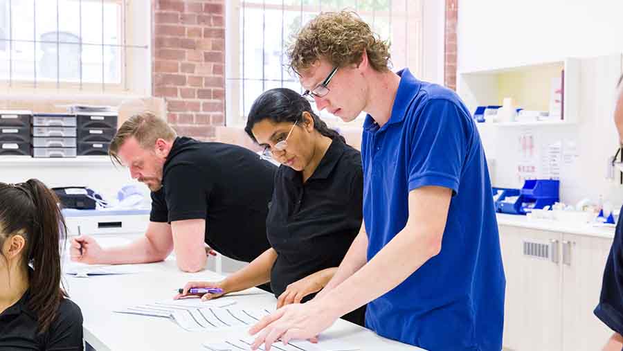 5-reasons-to-study-nursing-2