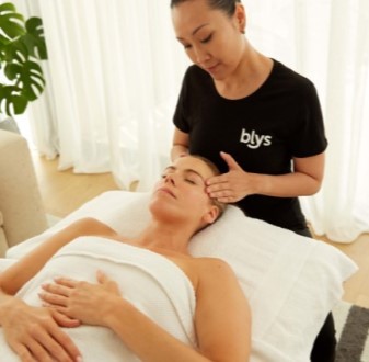 Beauty massage therapist