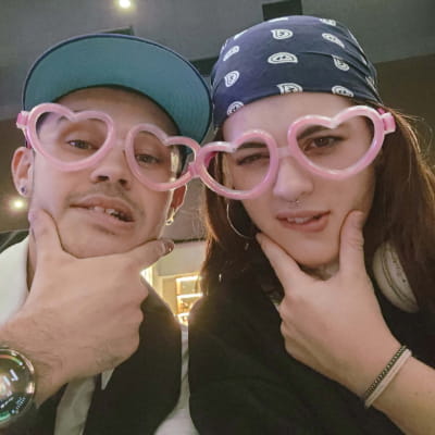 Boyfriend and girlfriend at university