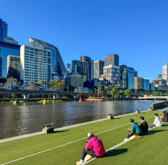 Students studying in Melbourne