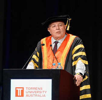 Professor Alwyn Louw at graduation ceremony 