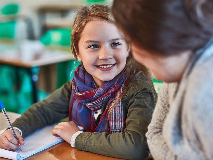 Reading and literacy course student