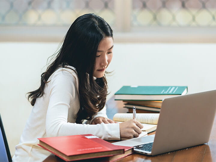 English course student