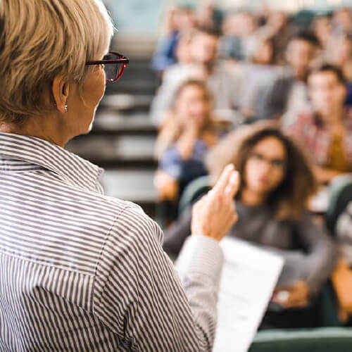 Alumni scholarships at Torrens University 