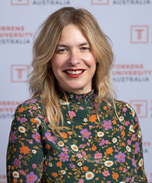 Jeannette Kesser headshot