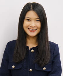 Cindy Lee headshot