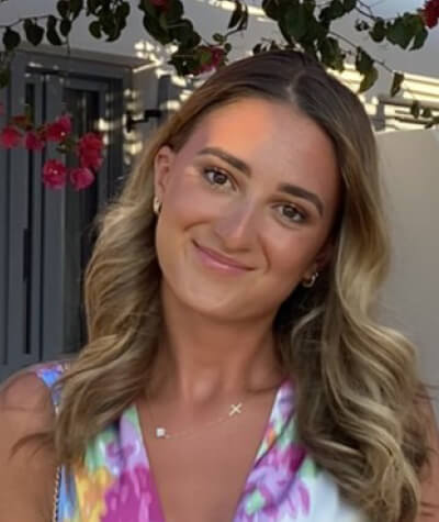 Isabel Zundel Bachelor of Interior Design Residential headshot