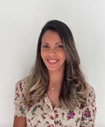 Livia Goncalves Education course student